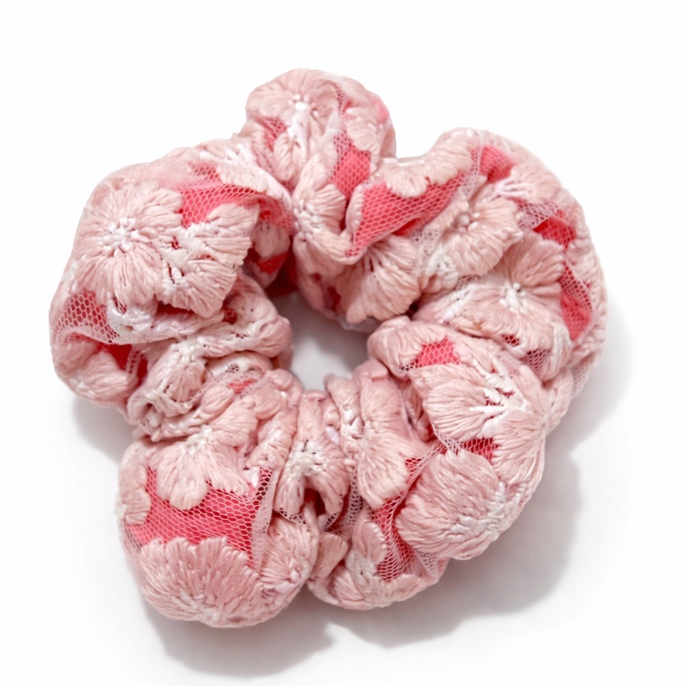 Lele Sadoughi Pink Floral Scrunchie